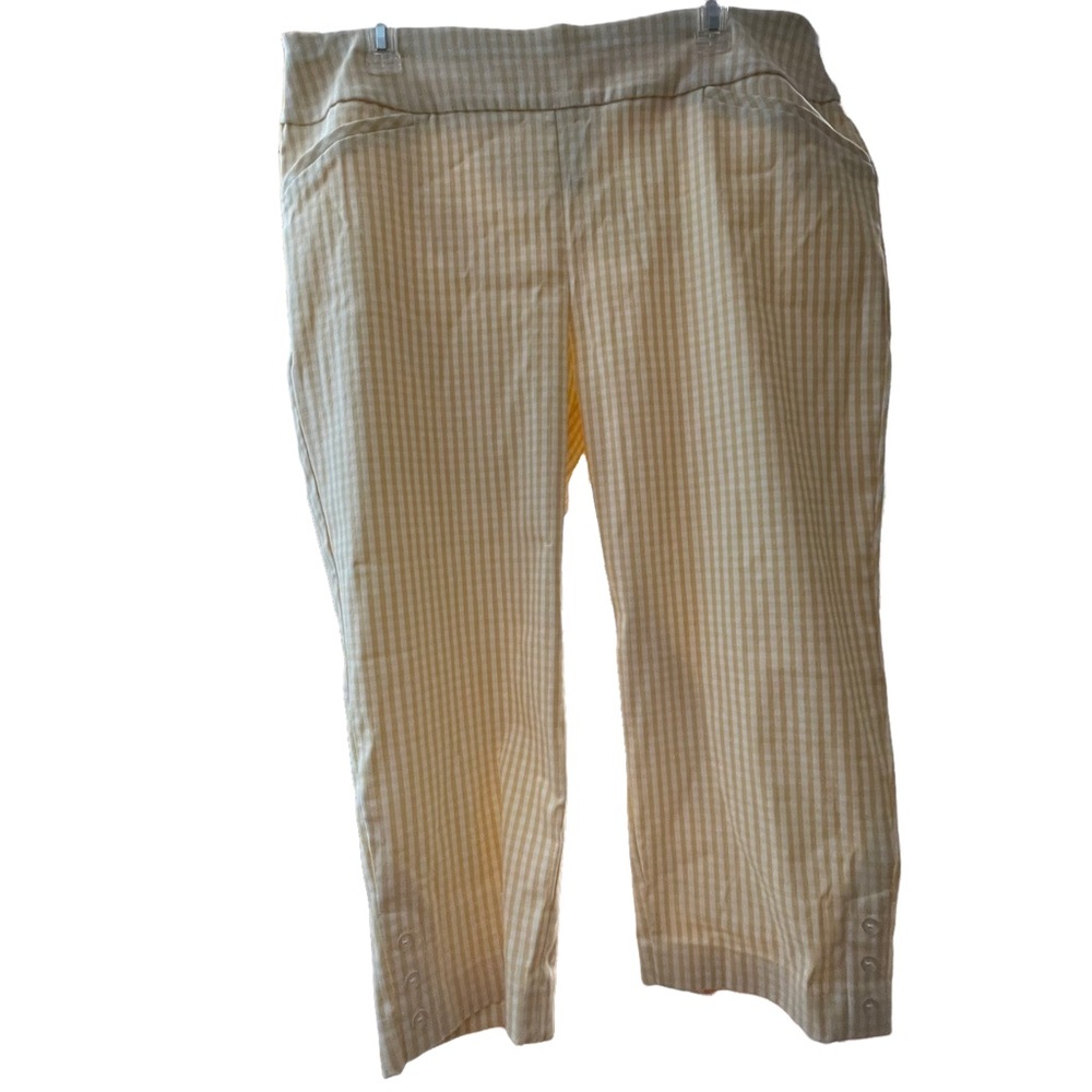 Perfect stretch by Chico’s capri pants size US 14